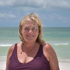 Meet your Posher, Candace